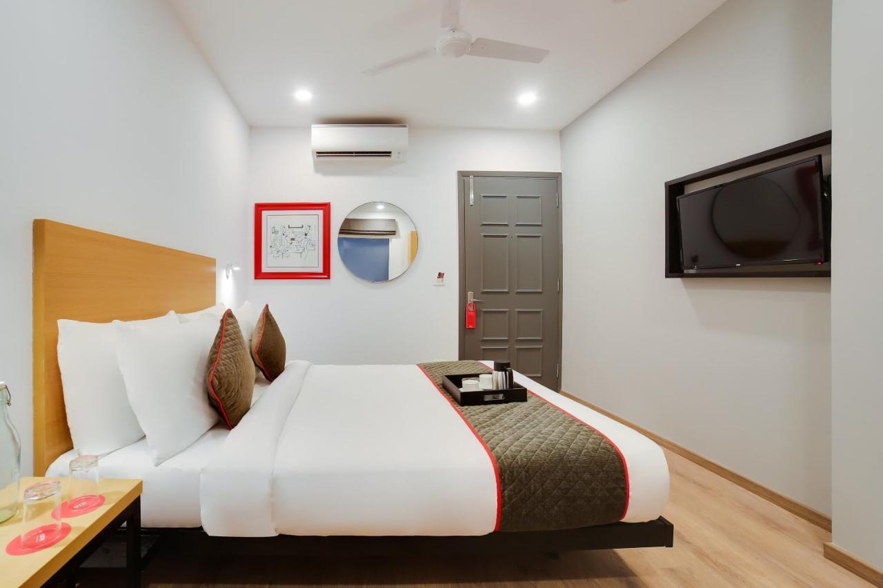 Oyo Townhouse 019 Anand Vihar Hotel Nueva Delhi Exterior foto