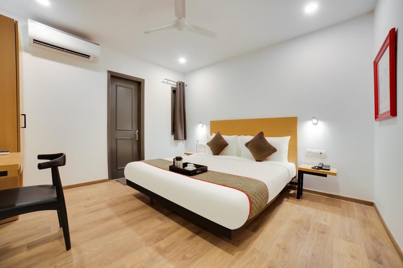 Oyo Townhouse 019 Anand Vihar Hotel Nueva Delhi Exterior foto